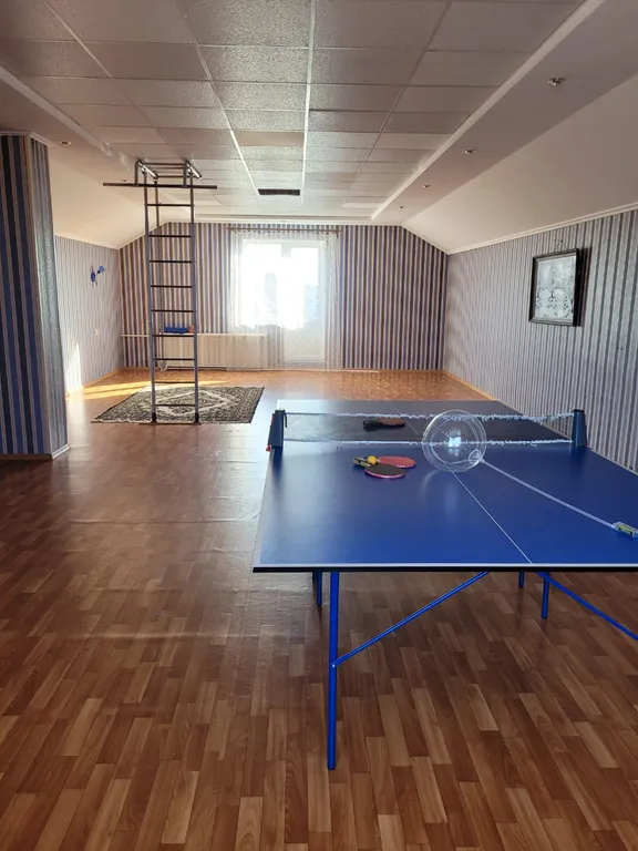 Уютный просторный дом на Крутой