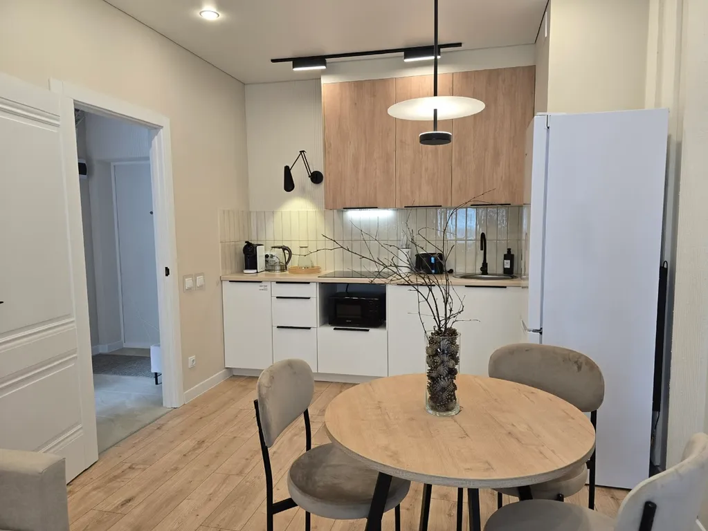 Дизайнерская квартира в сердце города - 7 минут от центра