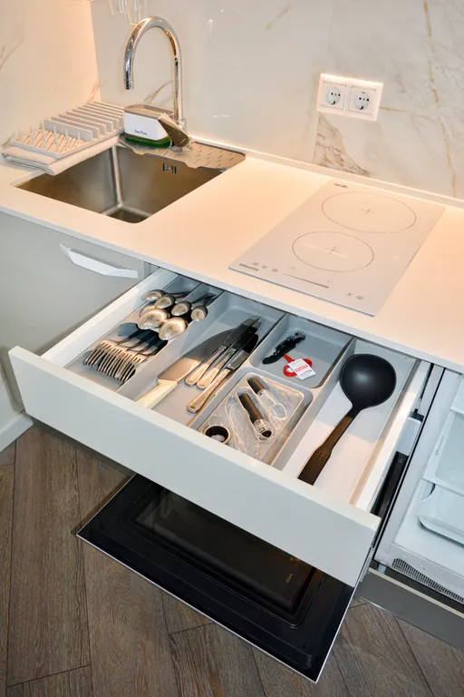 Элитная евродвушка с дизайнерским ремонтом на берегу реки Волга