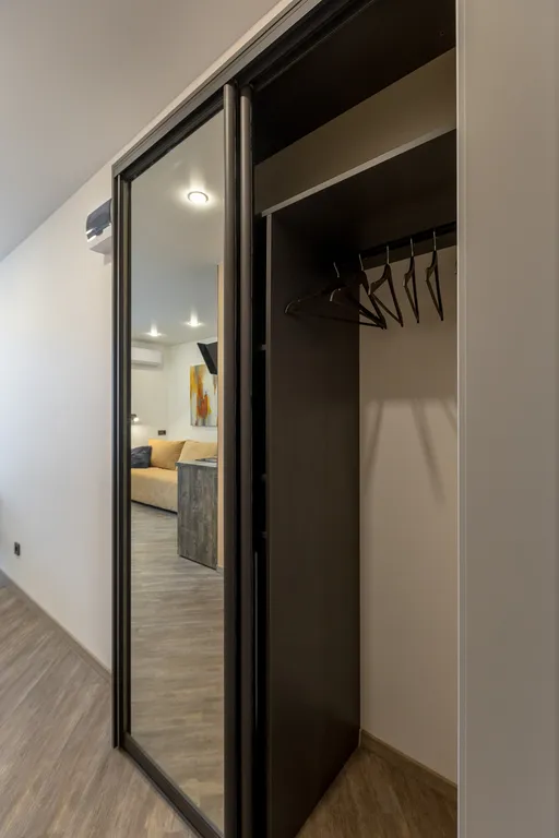 Студия у рощи