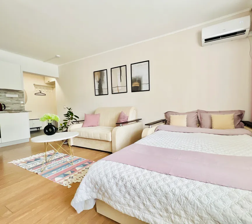 Уютная свежая квартира в центре города