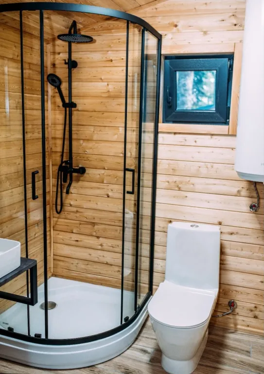 Большой дом с купелью