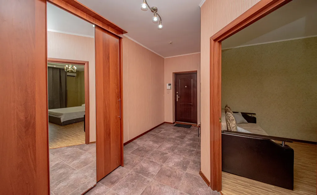 Квартира у СГЮА на новой набережной