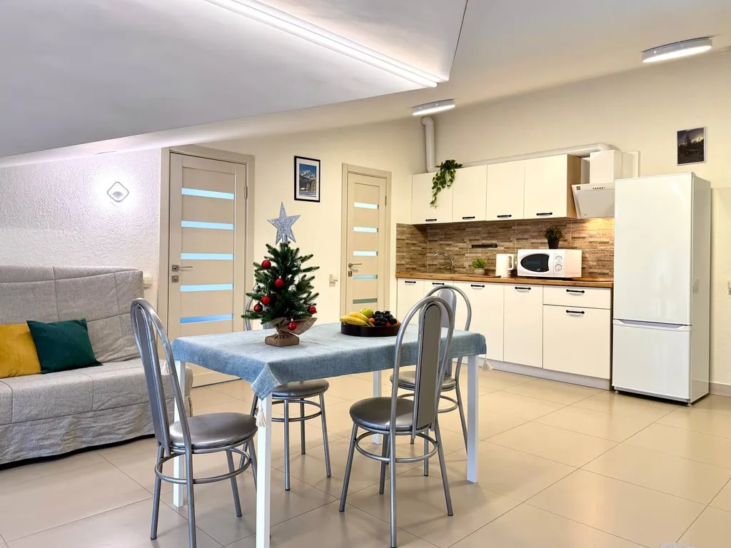 Квартира Квартира Люкс 9 на мансардном этаже — Эсто-Садок