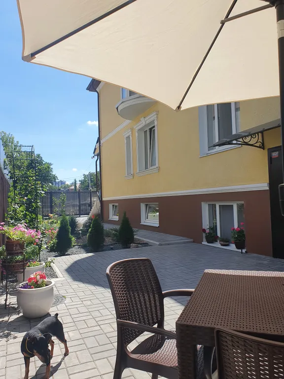 Уютная 2 комнатная квартира в центре с двориком