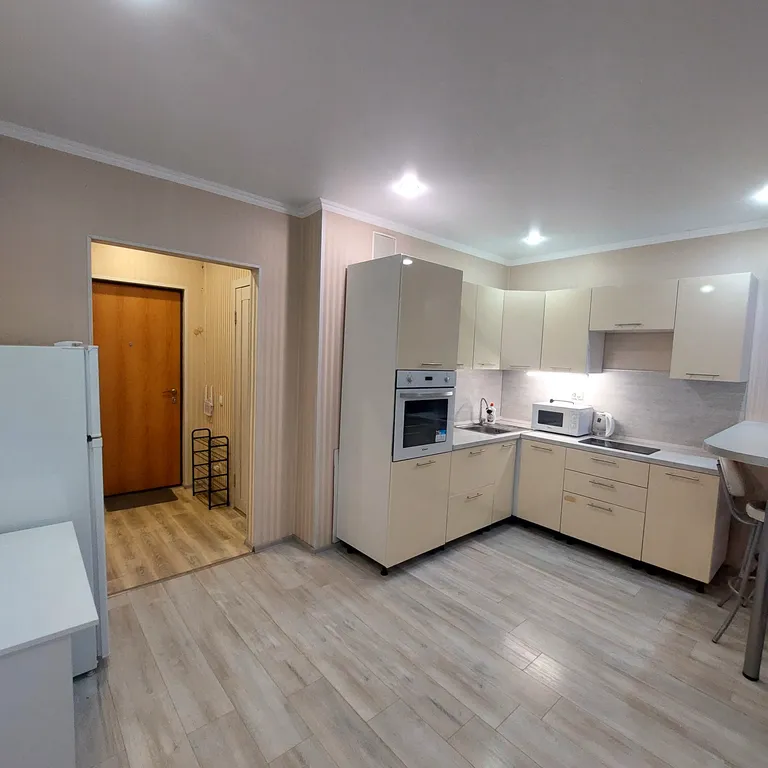 Уютная студия с шикарным видом из окна и с очень удобным месторасположением