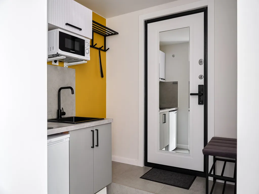 Студия у метро