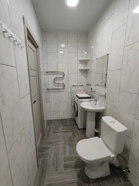 Однокомнатная квартира студия с отдельной спальней