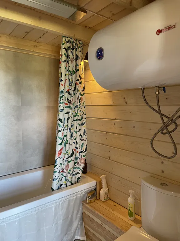 Уютный дом белый