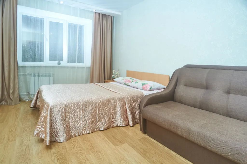 Двухкомнатная квартира с изолированными комнатами в центре города