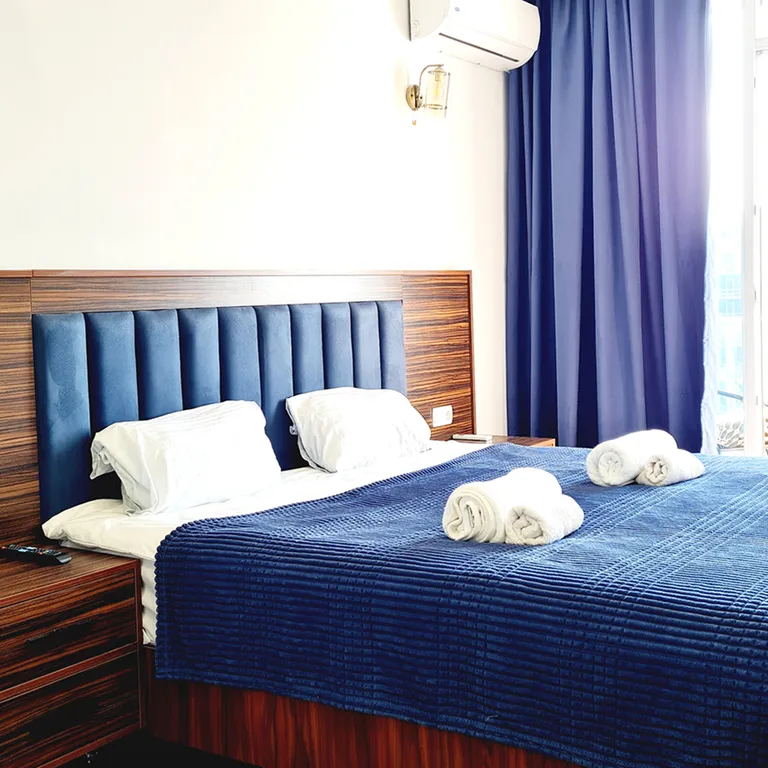 Студия с видом на море