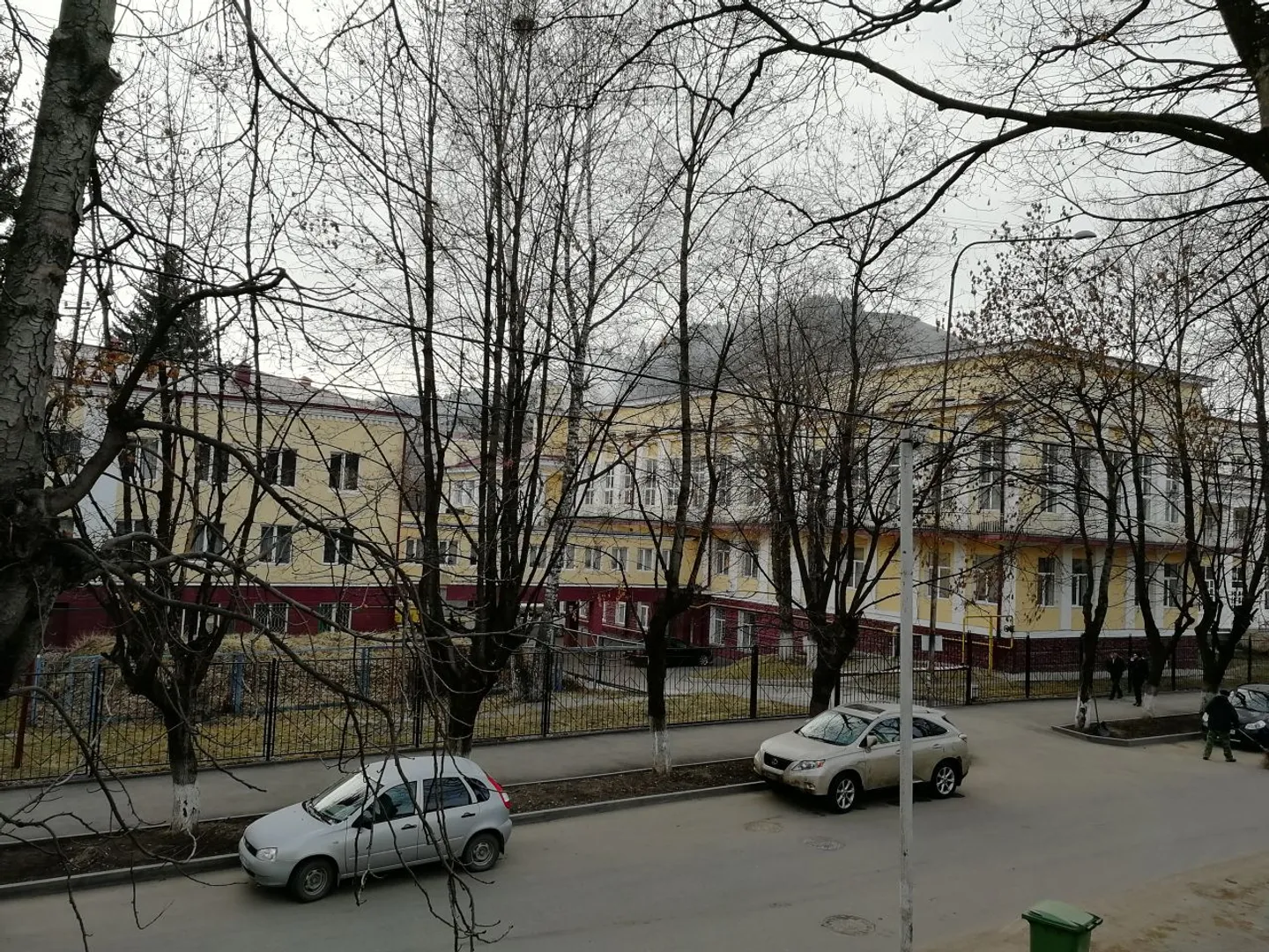 санаторий Кавказ через дорогу от дома