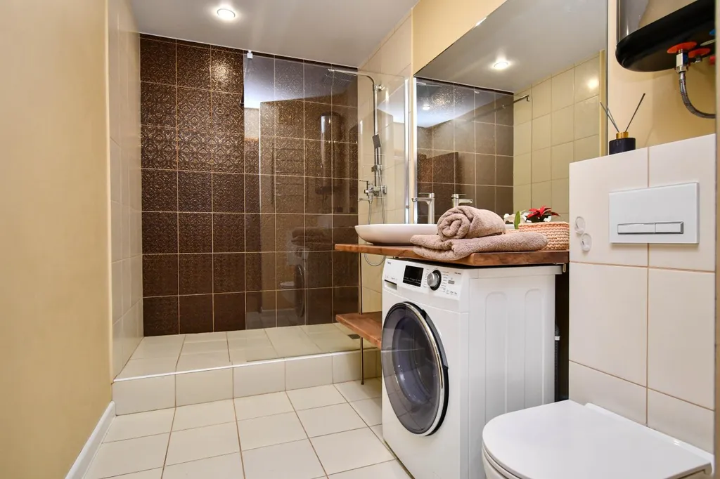 Квартира Квартира Уютный дом возле Краевой Больницы с видом на горы и Енисей — Красноярск