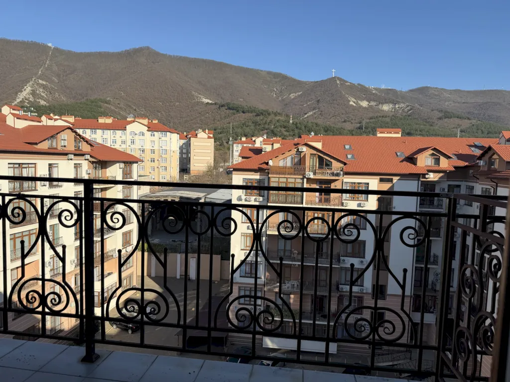 Квартира Квартира с видом на горы в 10 минутах до моря в ЖК Гоголь — Геленджик