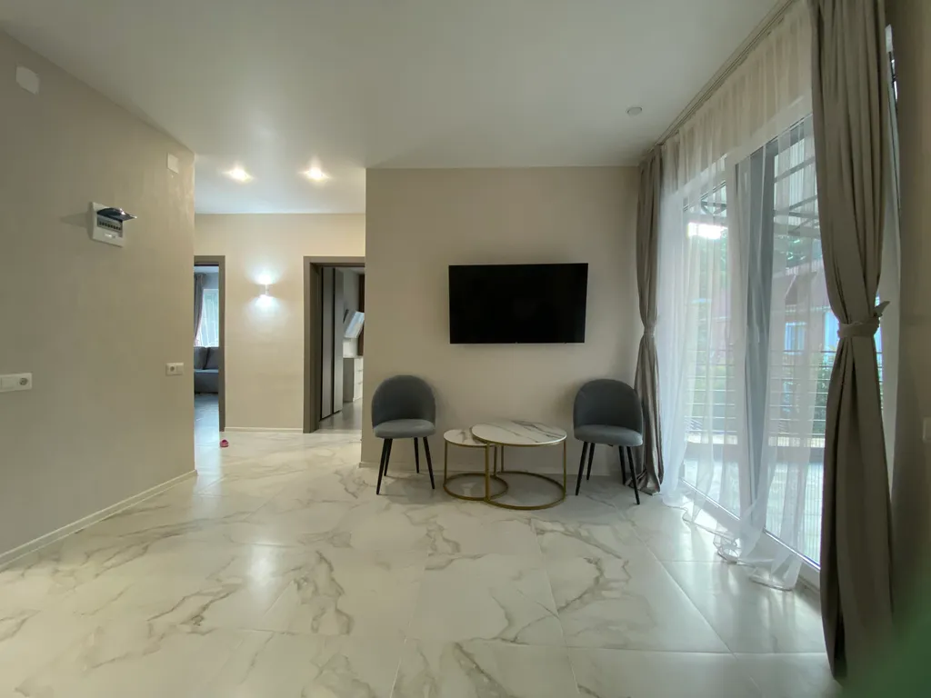 6-комнатный Дом