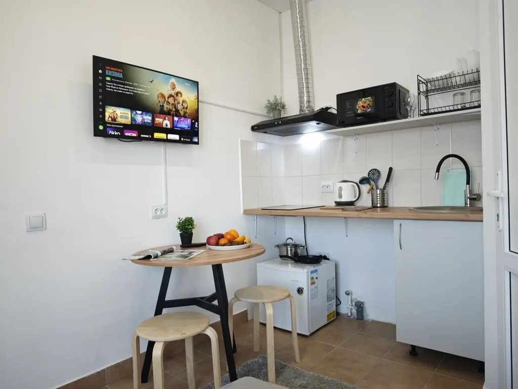 Прекрасная студия с новым ремонтом на двоих гостей