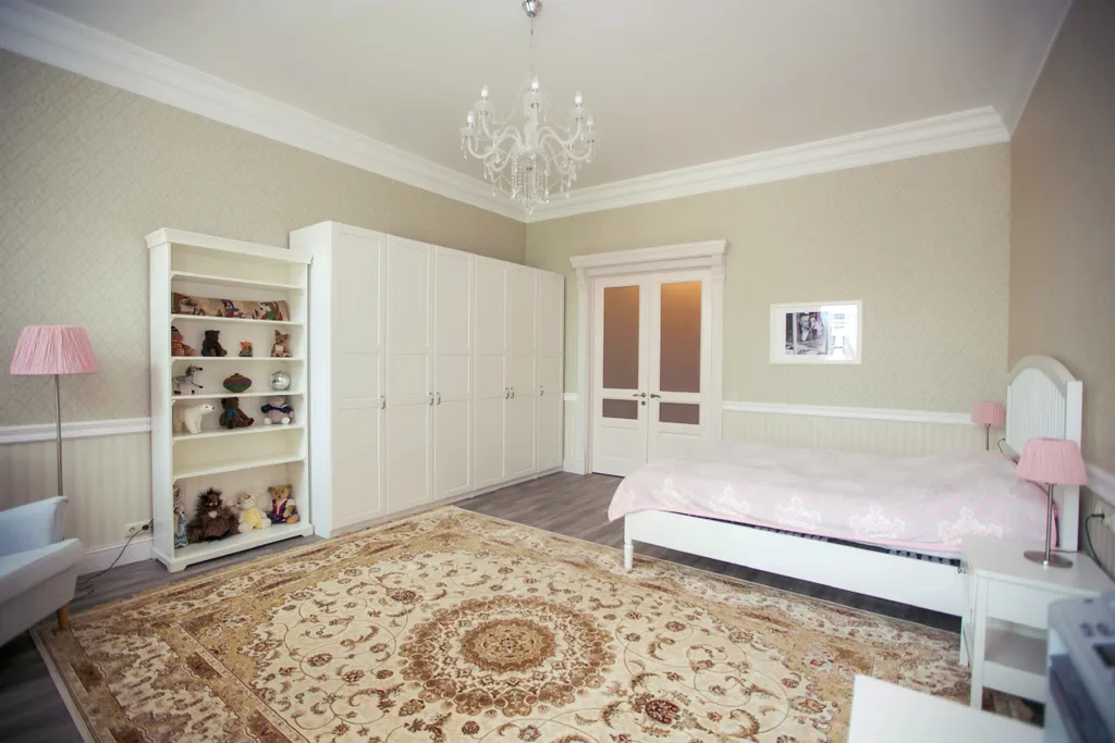 Огромные апартаменты с видом на крышу