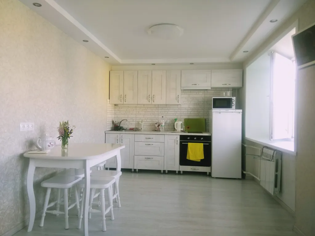 Уютная квартира в центре поселка с видом на горы — аренда посуточно в Шерегеш