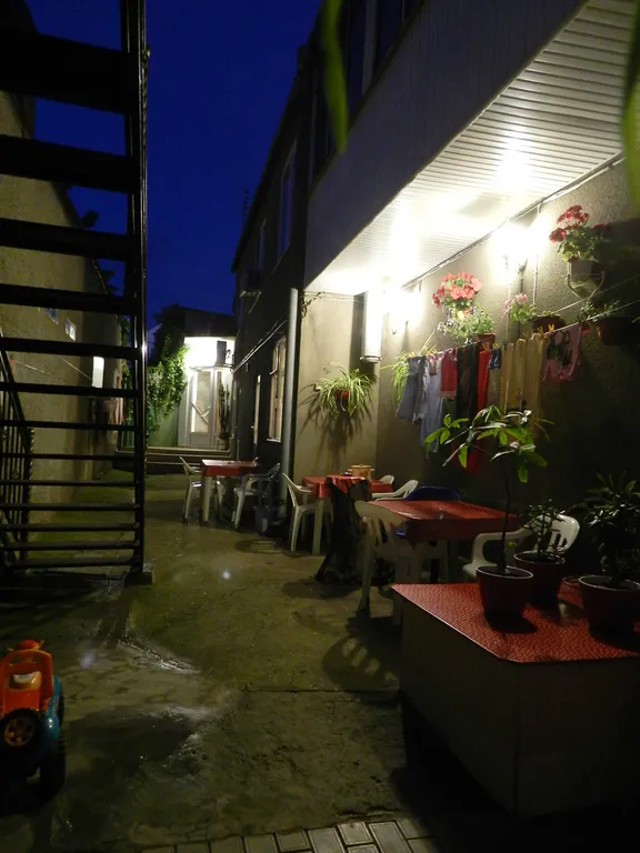 Квартира Квартира Трёхместный номер на 1-м этаже — Анапа