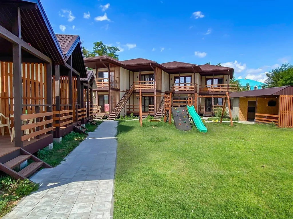 Коттедж 1-комнатный Дом — Кучугуры