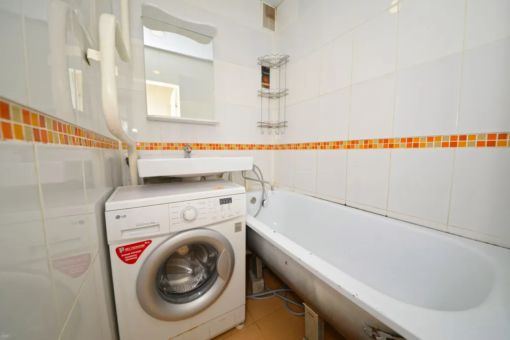 Апартаменты рядом с автомагистралью