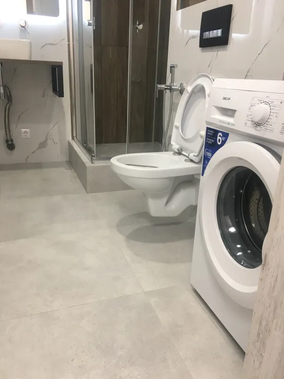 Однокомнатная, большая студия, новая, теплая,  уютная