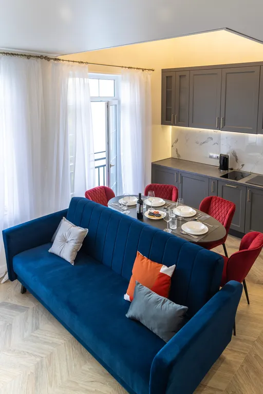 Дизайнерские 2-уровневые апартаменты в 5 минутах от моря