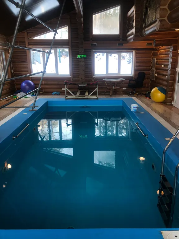 Аренда Коттеджа с баней, бассейном, джакузи, стадионом и зоной барбекю