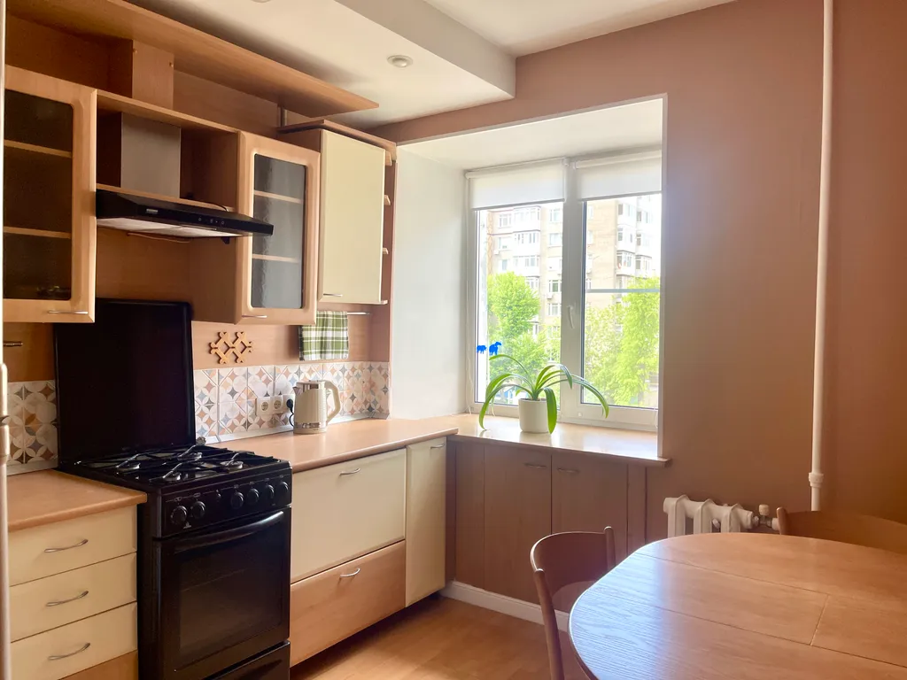 Просторная квартира с 4 изолированными комнатами в центре города