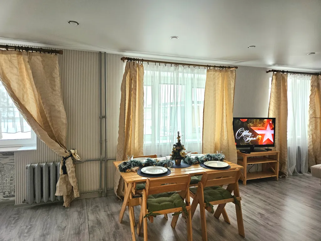 Апартаменты с видом на Кремль и Волхов