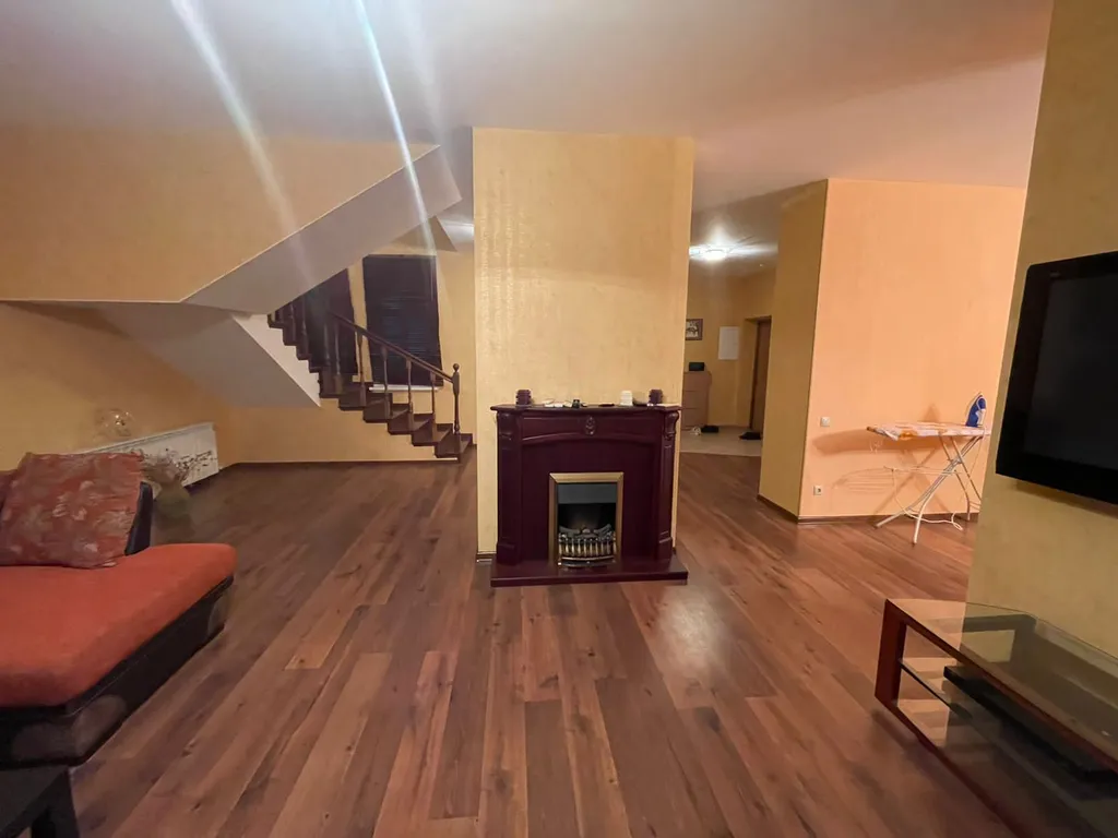 2-этажная квартира на первой береговой линии с видом на море и горы