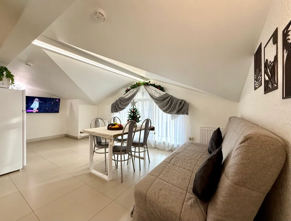 №1 "Стандарт" на мансардном этаже