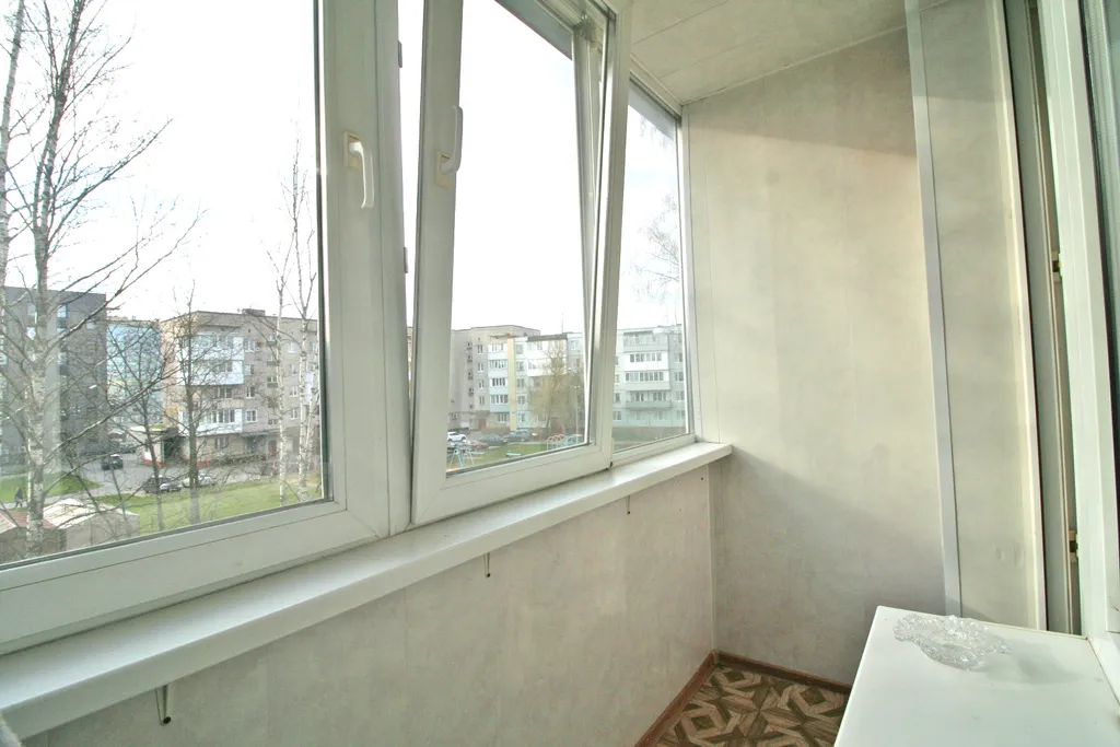 Квартира Теплая бюджетная квартира в центре города — Кириши