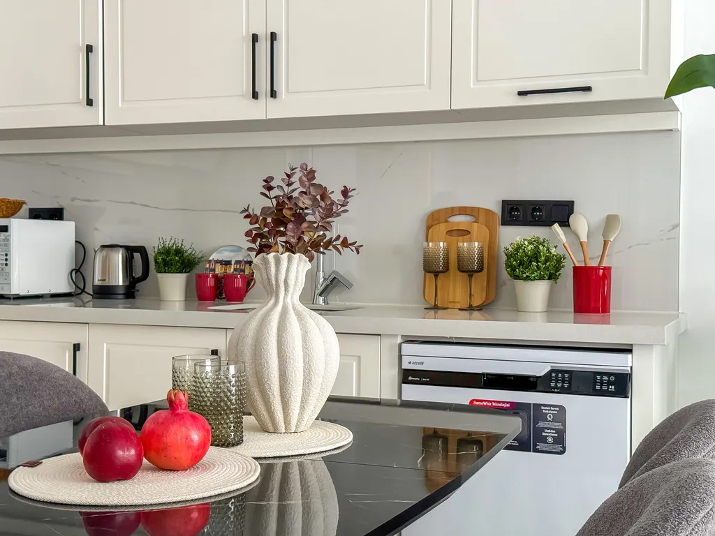 Elize апартамент, море и ритм города