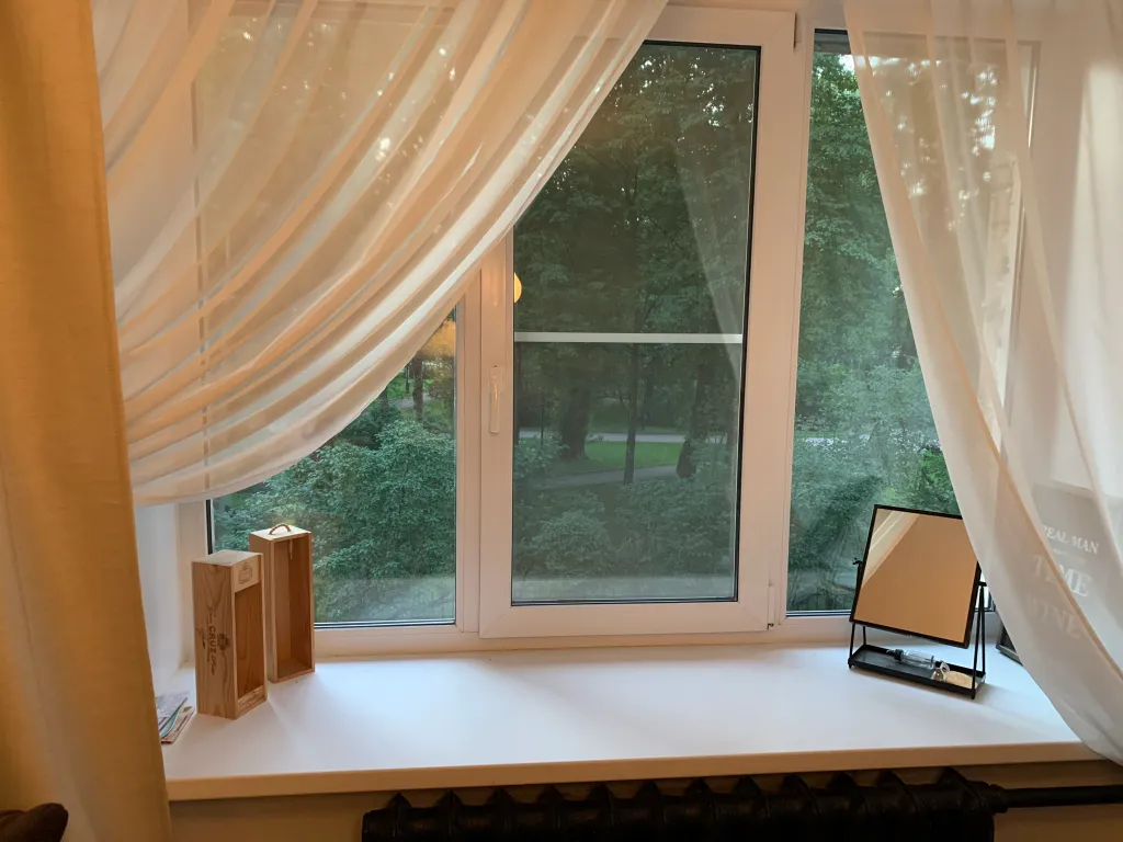 Квартира Уютная светлая квартира с окнами на парк, рядом с метро — Санкт-Петербург