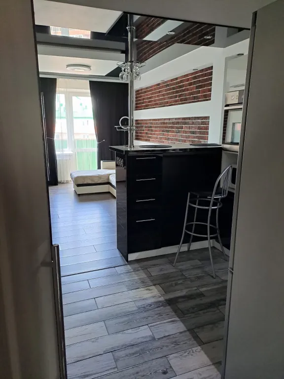 Уютная студия с авторским дизайном в жилом комплексе Арбан