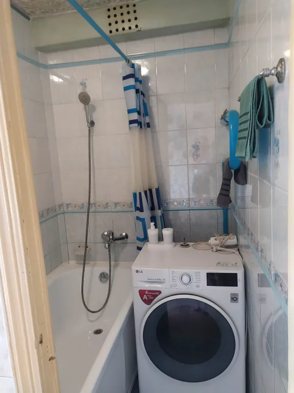 Просторная двухкомнатная квартира в центре Как дома