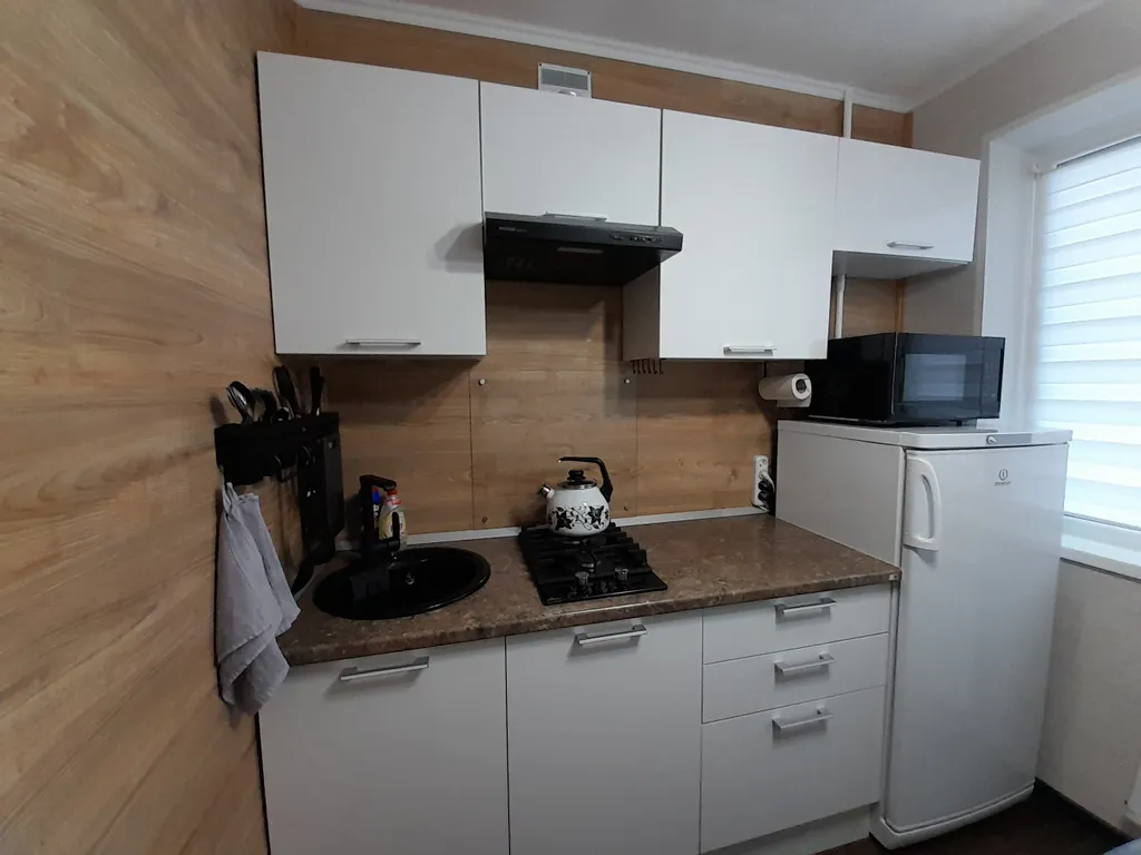 Однокомнатная квартира — аренда посуточно в Кировск