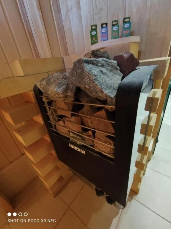 Уютный коттедж у озера с сауной