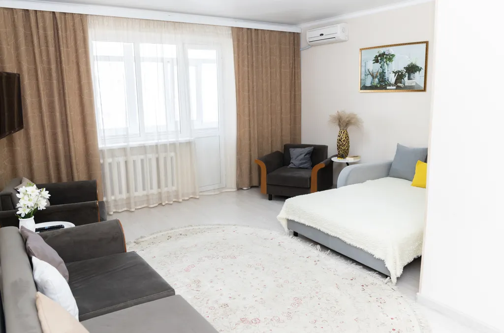 Красивая квартира с видом на горы