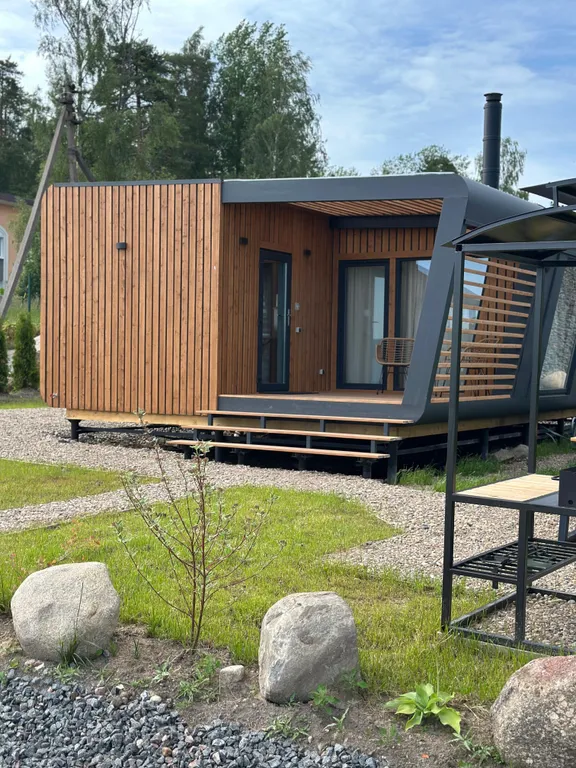 Коттедж Отдельностоящий дом с верандой и видом на озеро — Мичуринское