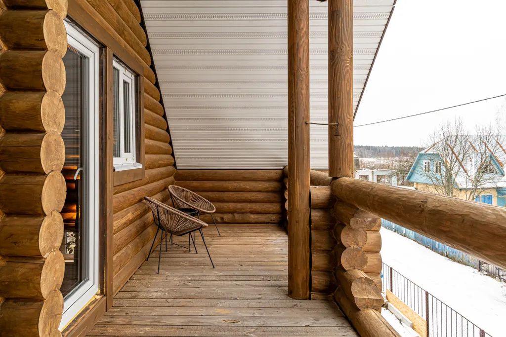 Уютный бревенчатый дом