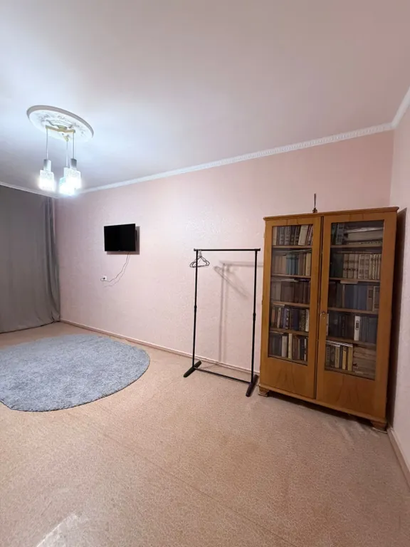 Свободна! Двухкомнатная квартира для спокойного отдыха в центре города