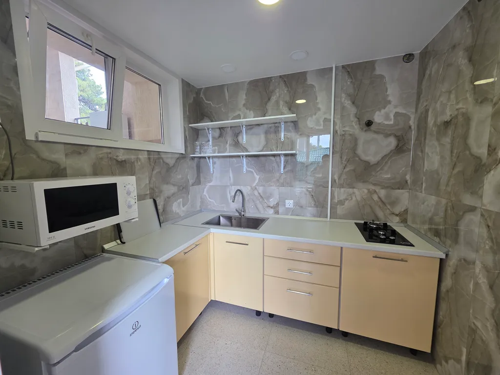 Квартира Квартира "Классик"  трехместный стандартный номер с раздельными кроватями, одноместным диваном — Геленджик