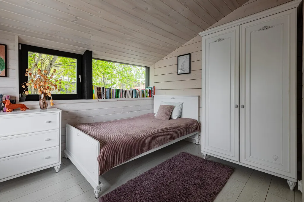 Коттедж Дом "Свет" с 3 отдельными спальнями и чаном — Семеновское