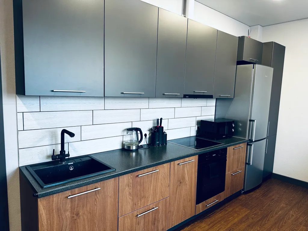 Двухкомнатная квартира в центре города, Российская, Набережная, Арбат