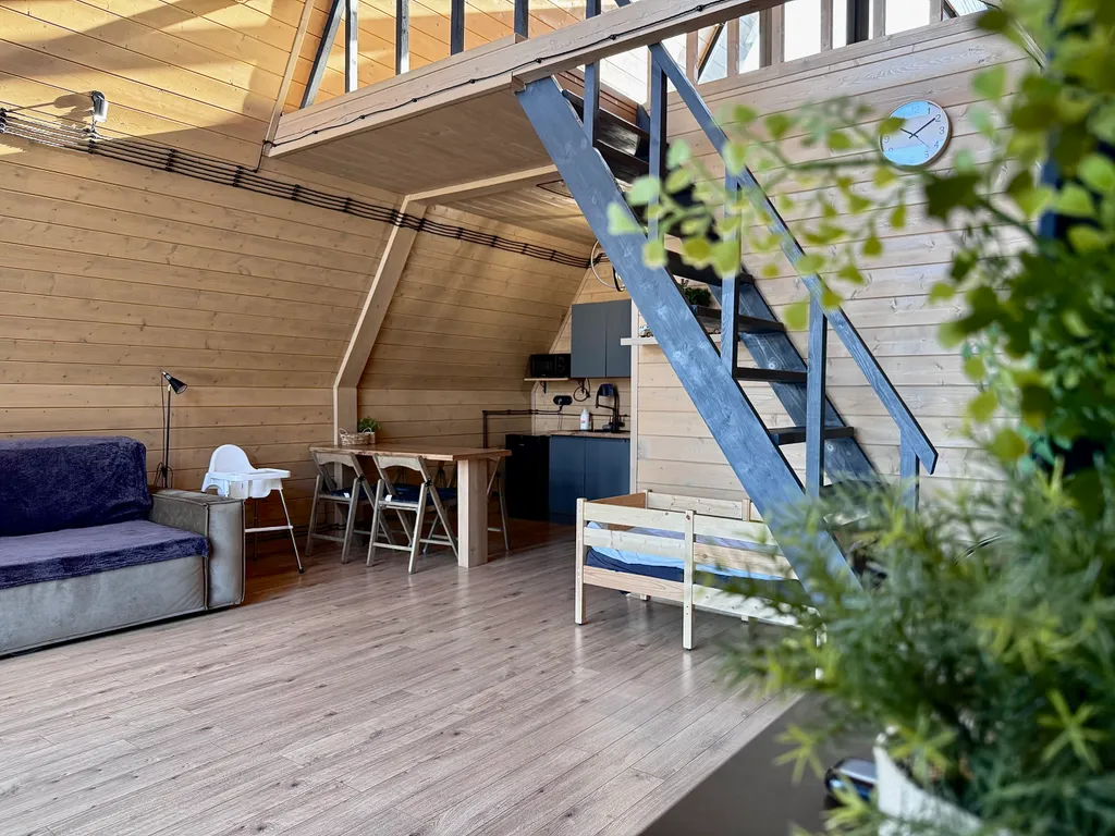 Домик у реки с банным чаном и сап-бордами