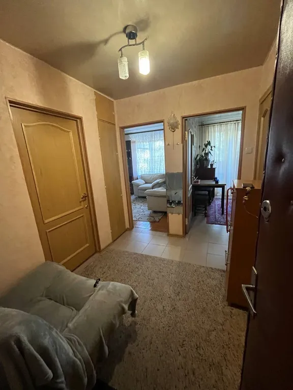 Тихая двухкомная квартира с двумя двухспальными кроватями