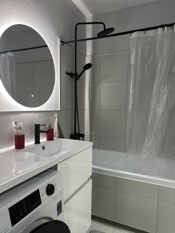 Уютная студия в ЖК Изумрудный - 2 новый дом, центральный район