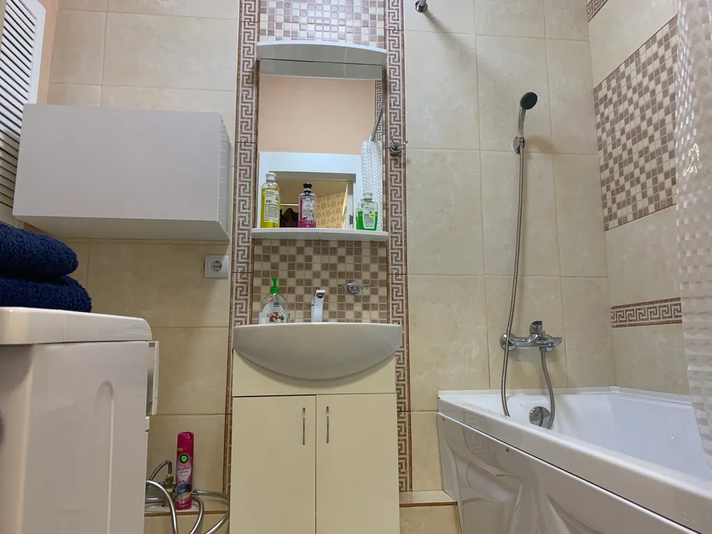 Квартира 2-комнатная Квартира — Свердловский